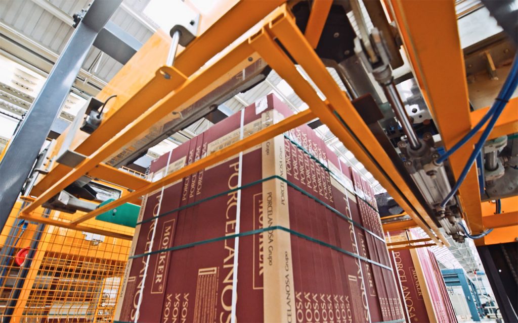 Specialists in pallet packaging systems