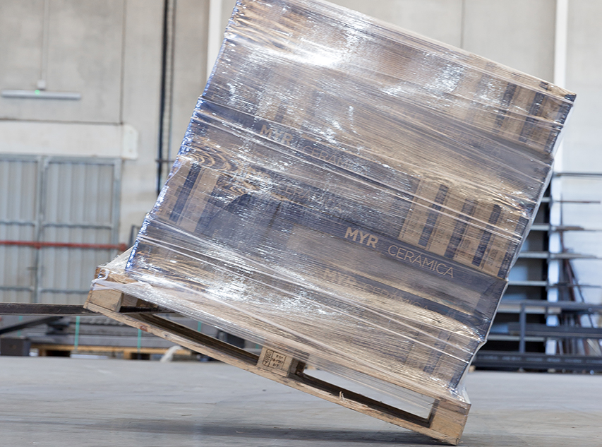 Stretch Wrapping Films & Pallet Shrink Wrap